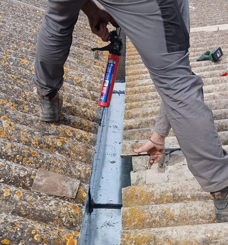 REPARACIO_CANAL_curta